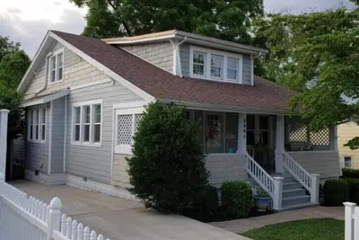 Image de Le nid d'aigle: 5Beds / 3Baths Beautiful Craftsman Home