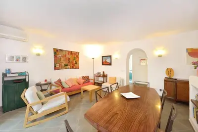 Image de Bel appartement près de la baie de San Montano et du parc thermal de Negombo