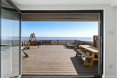 Image de Idyllic Seaside Stay with Stunning Views & Perfect for Families.