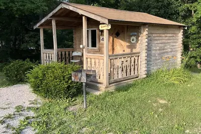 Image de Cabine-lit 4, pas de salle de bain, accès au pavillon de douche