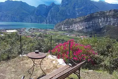 Image de Jardin Belvedere 4 avec grand jardin superbe vue sur Gardalke