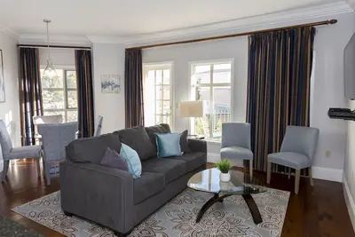 Image de Nouvelle Inscription: Condo de luxe 2Br 2Ba au coeur du Lake Las Vegas Village!