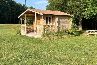 Image de Cabine-lit 5, pas de salle de bain, accès au pavillon de douche