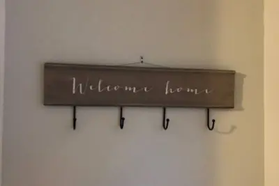 Image de Bienvenue à Port Charlestown! 4 chambres 2 salles de bain à proximité des plages et des parcs d'État