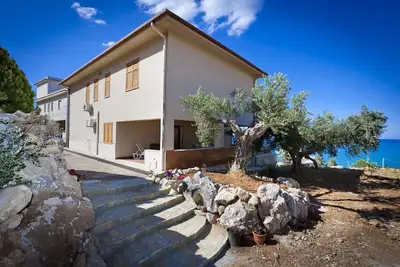 Image de Villa De RÊVE Pour Toute La Famille. Quel Grand Endroit Pour Reunio SPÉCIAL