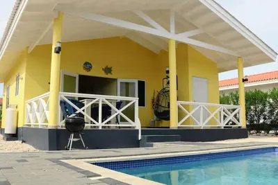Image de Casa di Chibi; une magnifique maison de vacances au parc de la villa Fontein