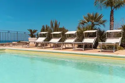 4 Appartements Jusqu'À 22 Personnes À 150 M De La Plage De Location De Voitures Wi Fi