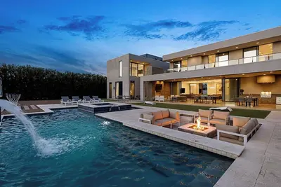 Image de Villa de luxe moderne nouvelle construction! Près de la vieille ville de Scottsdale. Commodités privées!