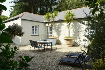 Image de À partir de £ 25 pppn. Cottage de luxe 5 étoiles près de la côte de Cornouailles sur le domaine de Bonython, péninsule de lézards