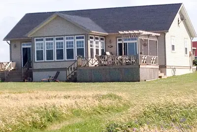 Image de Oceanfront Situé avec accès à la plage