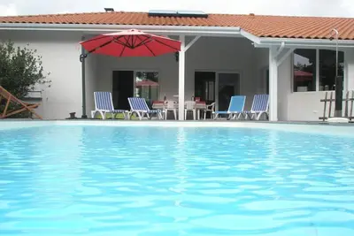 Maison très agréable avec piscine sécurisée et wifi