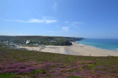Image de Just Beachy - un jet de pierre du sable!