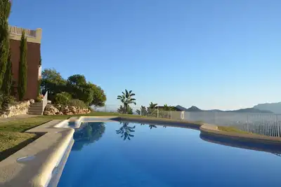 Maison de vacances moderne et bien équipée avec une vue imprenable près de Denia