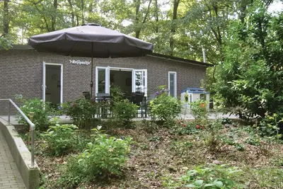 Image de Superbe maison à Leende avec WiFi