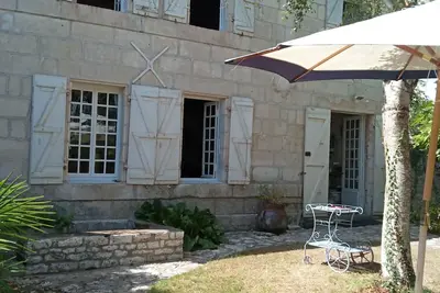 Image de Maison en bord de rivière plage à 400 m