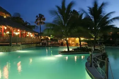 Image de Lifestyle Resort, Tropical Junior Suite {Blue Status Braclet}