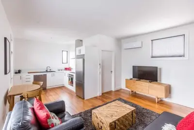 Image de Nelson City Centre Apartment 3 - Stylish apartment in the city center!