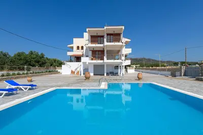 Image de Villa Valasia avec piscine privée