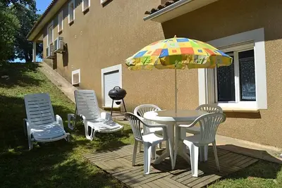 Image de Meublé de tourisme rez villa T2 idéalement situé Ajaccio calme en ville