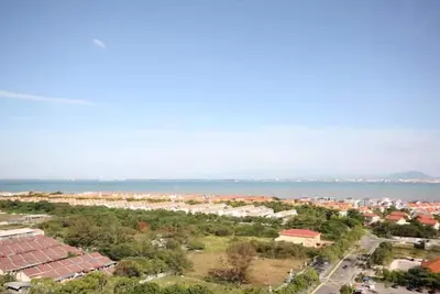 Image de Btqh Seaview @ Island Plaza 118