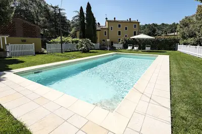 Image de Appartement 2 \"La Bohème\" atmosphère magique plongé dans la campagne toscane