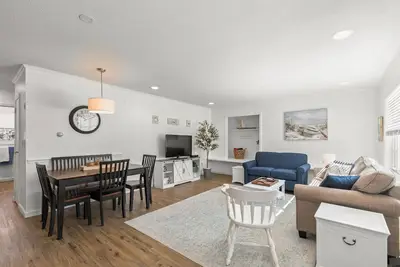 Image de Nouvelle Liste! Captain Gosnold Village - Cottage 2 Chambres (Unité 8ab) - Walk to Beach & Main Street