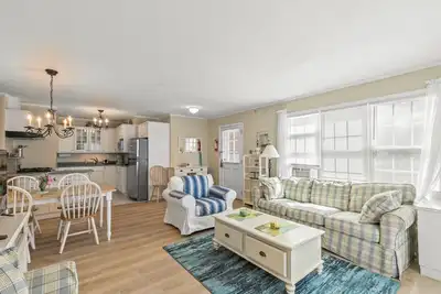 Image de Nouvelle Liste! Captain Gosnold Village - Cottage de Luxe 1 Chambre (18a) - Promenade vers la rue principale