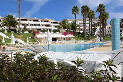 Image de Villa de 3 chambres pour 8 personnes avec piscine