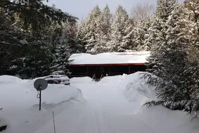 Image de Authentic Vermont Log Cabin- Entre Mount Snow et Stratton