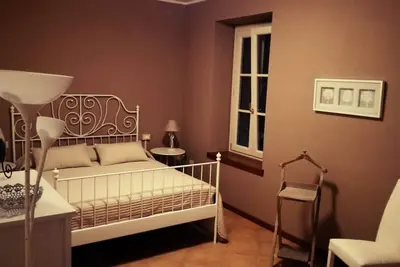 Image de Spacieux appartement de deux pièces dans une position stratégique pour le lac de Garde
