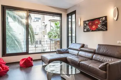 Image de Luxury 3br Apt Centrally Located & 5-min to Beach