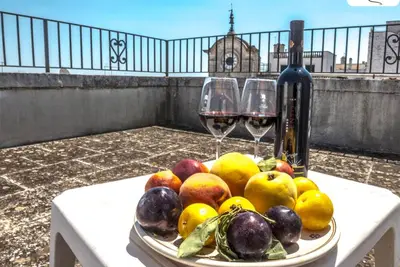Image de Maison de l'horloge avec vue panoramique sur la terrasse et wifi