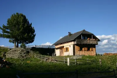 Image de Vue sur le Falkertsee, aménagement et cadre parfaits