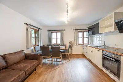 Appartement crécerelle dans maison de vacances *** pour 4 - 6 personnes