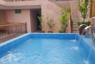 Image de Riad de luxe avec piscine sur le toit pour une utilisation exclusive