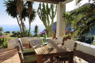 Image de Magnifique maison andalouse dans une superbe réserve naturelle