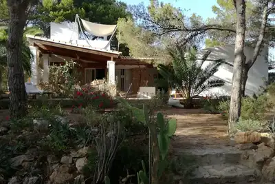 Image de Charmante Finca avec jardin de 1000m2 à 150 m de la plage