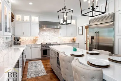 Image de Prêt le 1er juillet, propriété de 5 étoiles au bord d'un lac incroyable, retraite privée