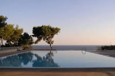 Image de T1 34m2 5 personnes Résidence Athéna à Bandol vue mer