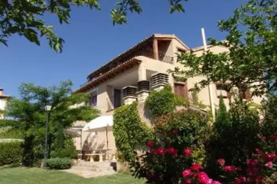 Image de Asque: Appartement - Asque-ColungoAppartement dans Agritourisme