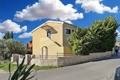 Image de Maison de vacances pour 12 personnes env. 110 qmà Premantura, Istrie (Istrische Riviera)