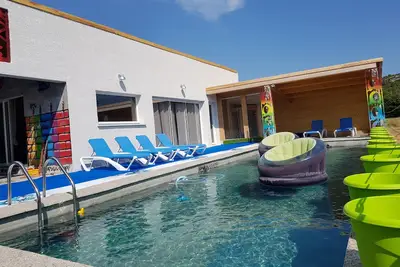 Image de Maison D'Artiste Contemporaine Exceptionnelle Piscine Prive Sauna Spa