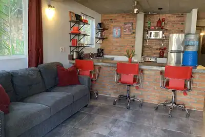 1 chambre Apt à seulement 3 pâtés de maisons de la plage