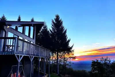 Image de Chalet dans le ciel au coeur des Poconos