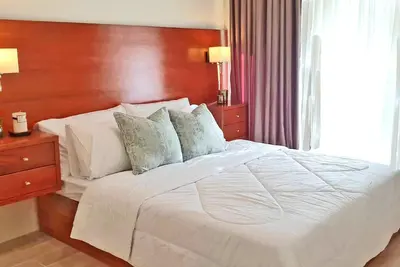 Image de Cebu Luxury Condo Amalfi City De Mare - Salon élégant Cebu aux Philippines - Séjournez dans