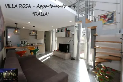 Image de Villa Rosa - Appartement n. 4 \"Dalia\" (4 lits)