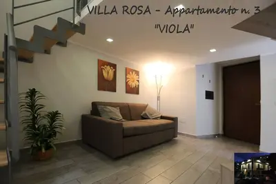 Image de Villa Rosa - Appartement n. 3 \"Viola\" (4 lits):
