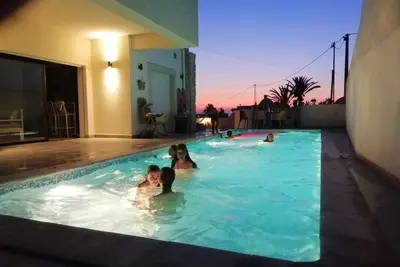 Image de Villa avec piscine et vue panoramique sur mer