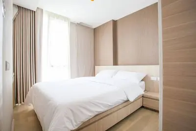Image de Condo confortable et de luxe. # 5 (Bts & Mrt Silom)