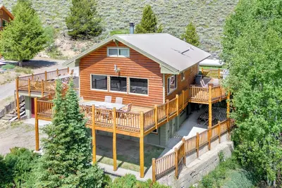 Image de Lower Stanley Lodge: 13 personnes avec vue sur la montagne en dents de scie, grande terrasse